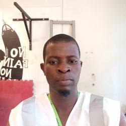 Ayoola37, 19880210, Leek, Groningen, Netherlands