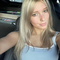 Traceyjohnstone, 19900914, Silver Springs, Nevada, United States