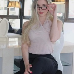 KELLYNICEBROWN, 19960702, Herne Hill, London, United Kingdom KELLYNICEBROWN, 19960702, Herne Hill, London, United Kingdom