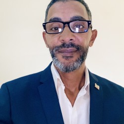 Maccy, 19690101, Paramaribo, Paramaribo, Suriname